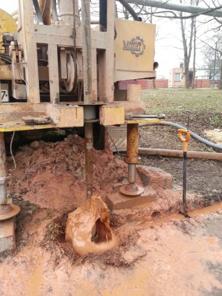 Dziļurbumi - Artēzisko aku ierīkošana