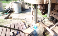 Dziļurbuma ierīkošana ar plastmasas caurulēm